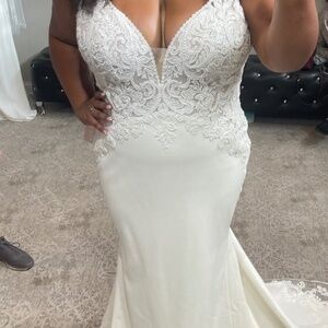 Maggie Sottero Wedding Dress- Brand new, never worn!